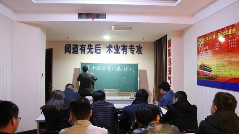 小标题：街舞培训，不仅仅是舞步的学习